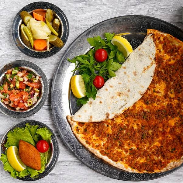 Albim Manti Evi - Vaulx-en-Velin - manger a VAULX-EN-VELIN